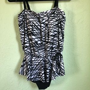 Elisabeth Stewart swimsuit size 12